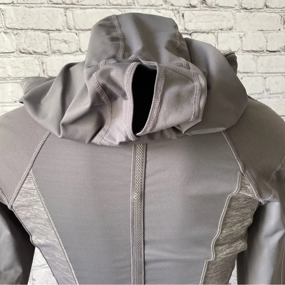 Lululemon Run for your life hooded long sleeve size 4 - Picture 6 of 9